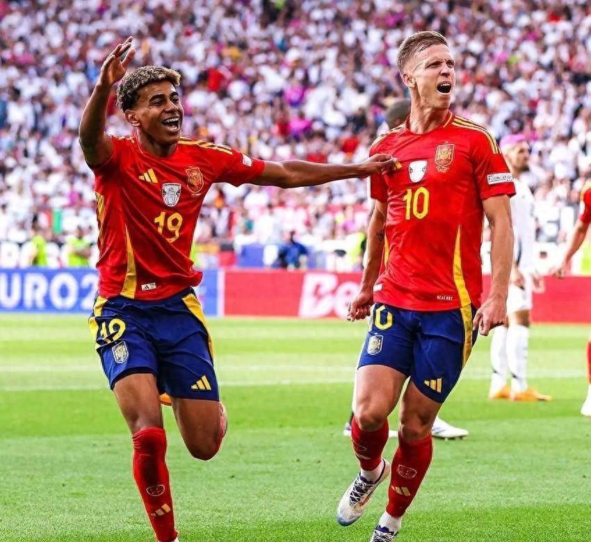 开云体育在线-关于西班牙队在欧预赛中迎来绝地反击，掌声雷动的信息