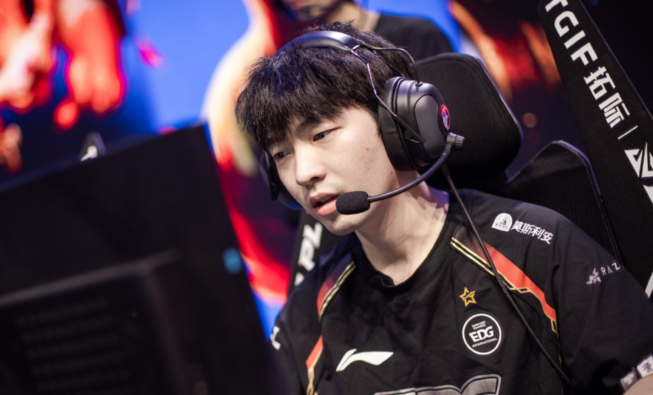 LGD绝杀BLG，Chovy线上压制力十足焦点之战淘汰赛，成为赛场最大亮点