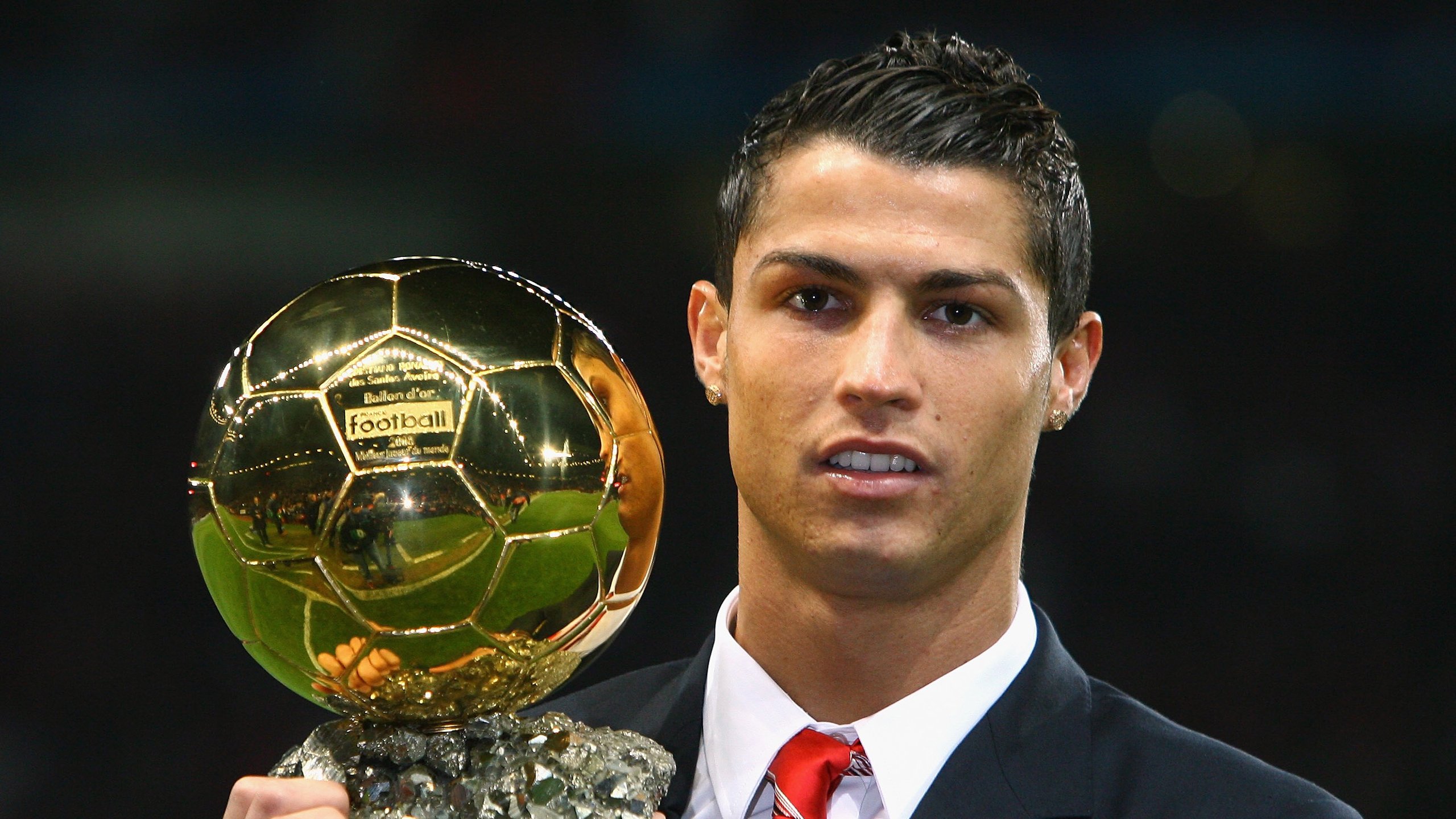 钢铁战车绝境重生!德国加时鏖战力克瑞典,年度焦点战尽显足球热血