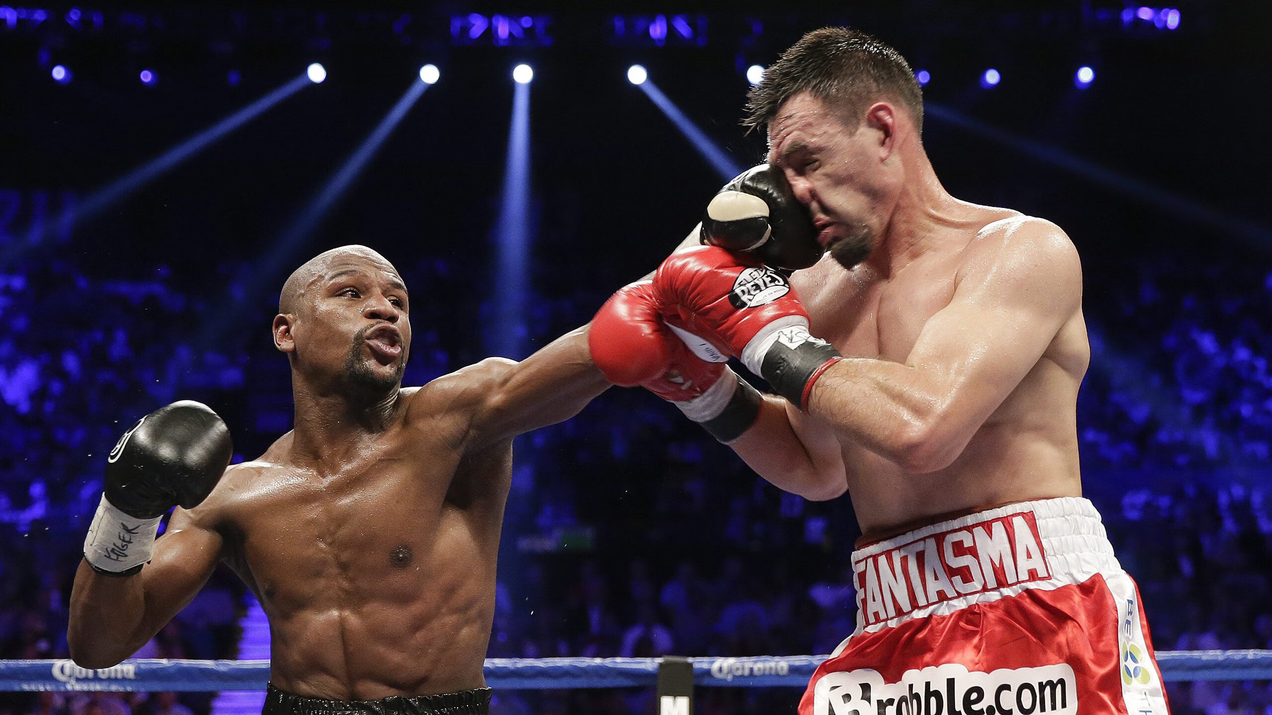 开云平台-F1年度争冠之夜，赛车场上的加克波时刻，攻防转换如何决定冠军归属